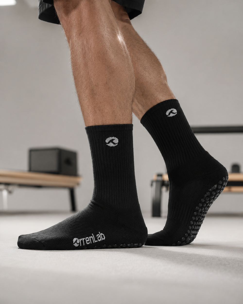 MADE FOR MEN WHO TAKE PILATES SERIOUSLY.